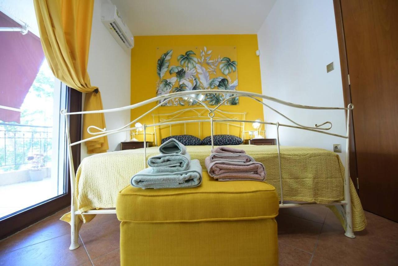 Amalfi Luxury Apartment Комотіні Екстер'єр фото