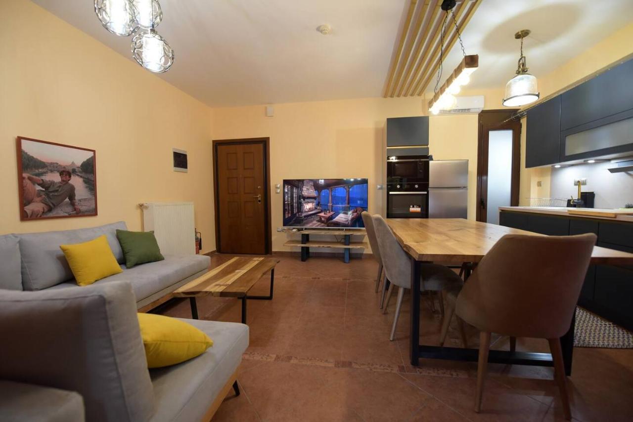 Amalfi Luxury Apartment Комотіні Екстер'єр фото
