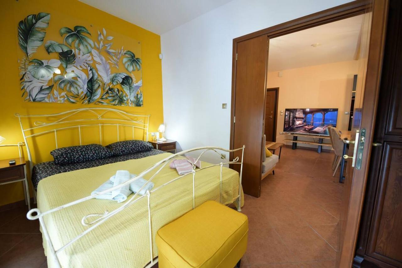 Amalfi Luxury Apartment Комотіні Екстер'єр фото
